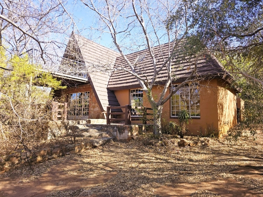 3 Bedroom Property for Sale in Rustenburg Rural North West